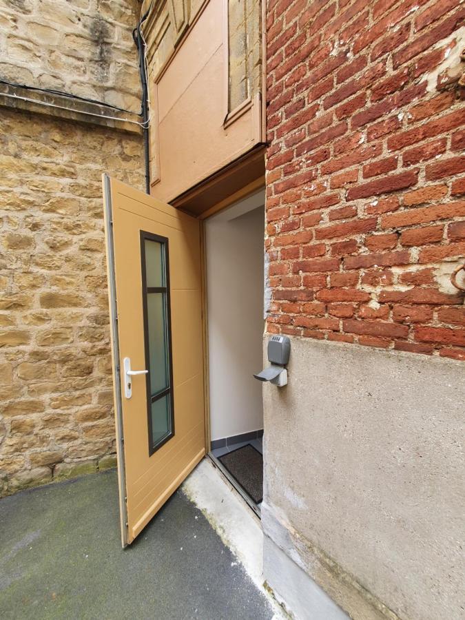 Charleville-Mézières Appartement De Thomas מראה חיצוני תמונה